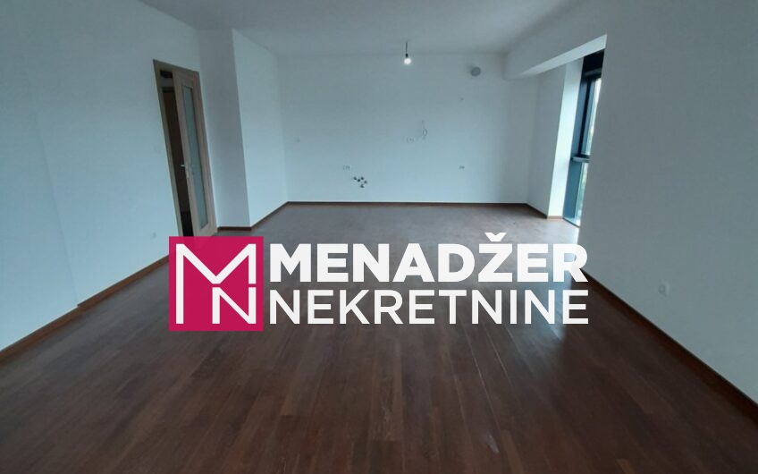 TROSOBAN PRAZAN STAN 106m2-MASTER KVART