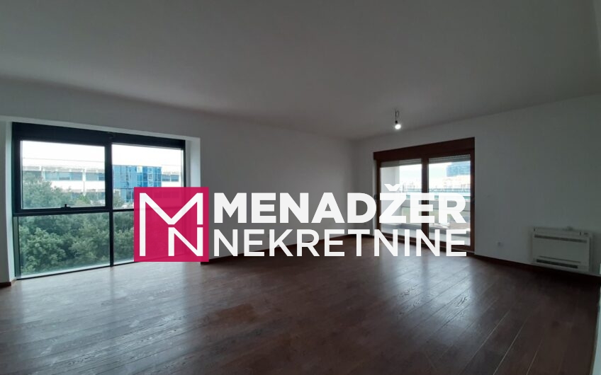 TROSOBAN PRAZAN STAN 106m2-MASTER KVART