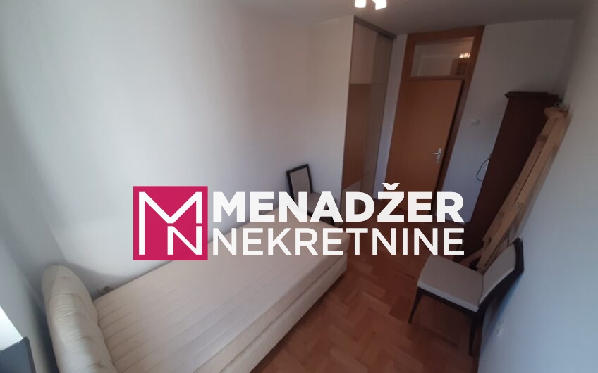 TROSOBAN NAMJEŠTEN STAN 90m2-BLOK V