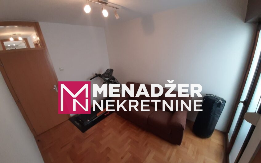 TROSOBAN NAMJEŠTEN STAN 90m2-BLOK V