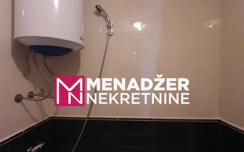 TROSOBAN NAMJEŠTEN STAN 90m2-BLOK V