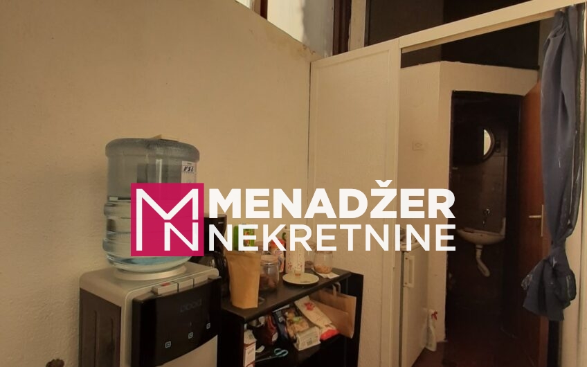 POSLOVNI PROSTOR 41m2-PREKO MORAČE