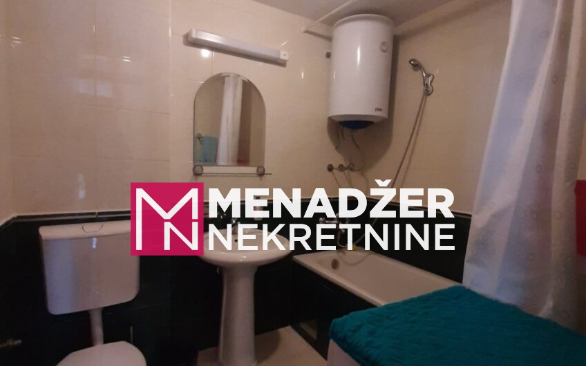 TROSOBAN NAMJEŠTEN STAN 90m2-BLOK V