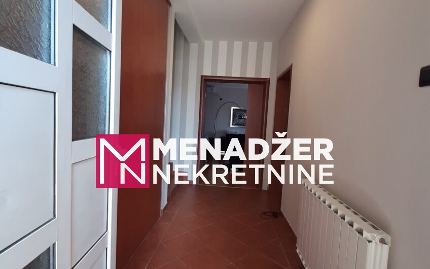 KUĆA NAMJEŠTENA 230m2 – ZLATICA