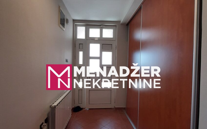 KUĆA NAMJEŠTENA 230m2 – ZLATICA