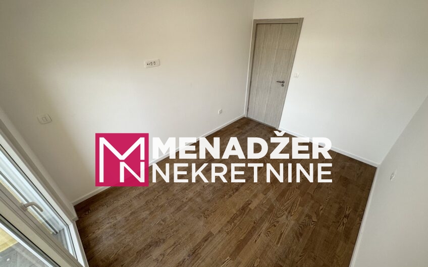 JEDNOSOBAN STAN 45m2 SA GARAŽOM- POBREŽJE