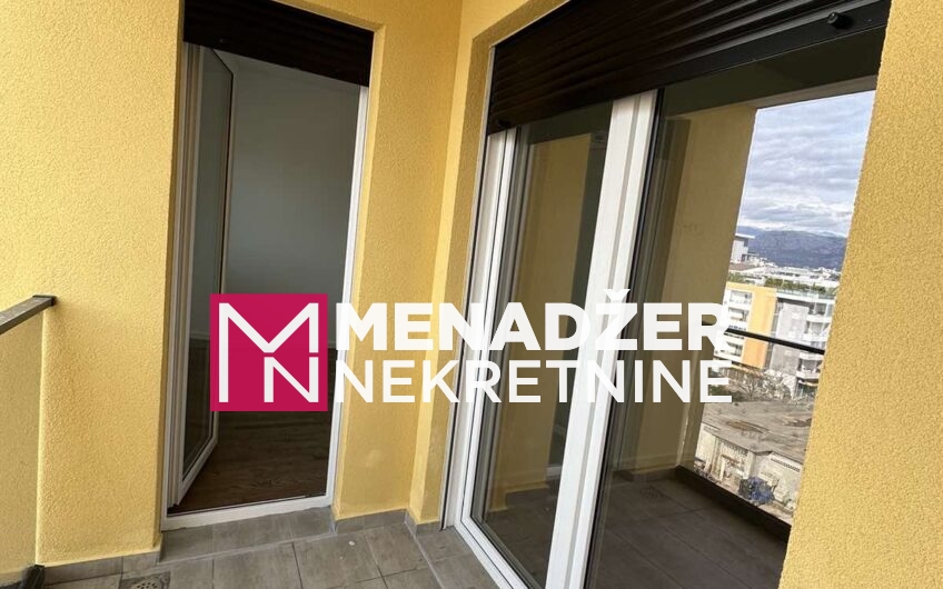 JEDNOSOBAN STAN 45m2 SA GARAŽOM- POBREŽJE