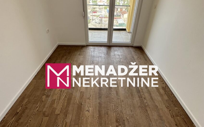 JEDNOSOBAN STAN 45m2 SA GARAŽOM- POBREŽJE