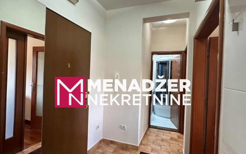 JEDNOSOBAN NAMJEŠTEN STAN 56m2-POBREŽJE
