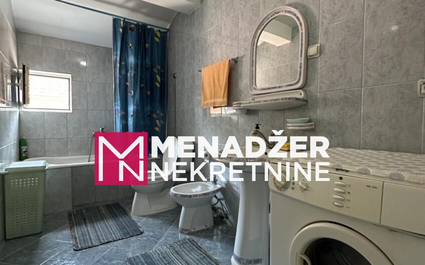 TROSOBAN NAMJEŠTEN STAN 150 m2-STARI AERODROM