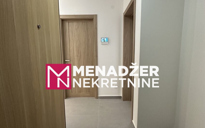 DVOSOBAN PRAZAN STAN 72 m2- MASTER KVART