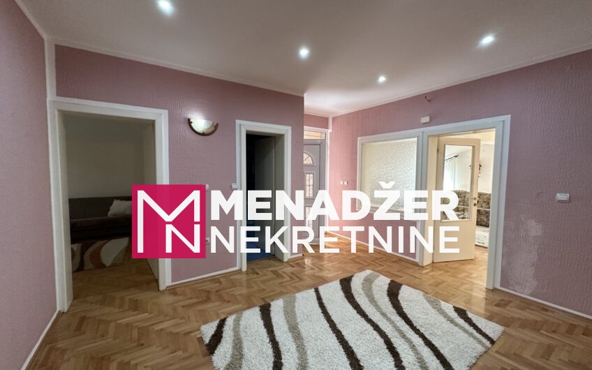 TROSOBAN NAMJEŠTEN STAN 150 m2-STARI AERODROM