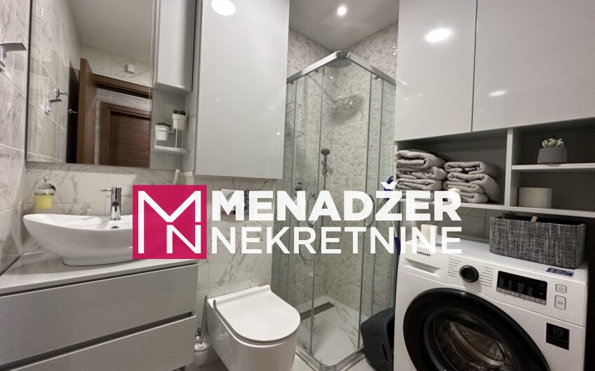 JEDNOSOBAN LUX NAMJEŠTEN STAN 50m2-PREKO MORAČE