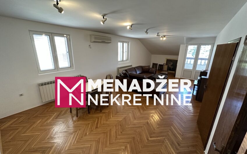 KUĆA 350m2-MOMIŠIĆI