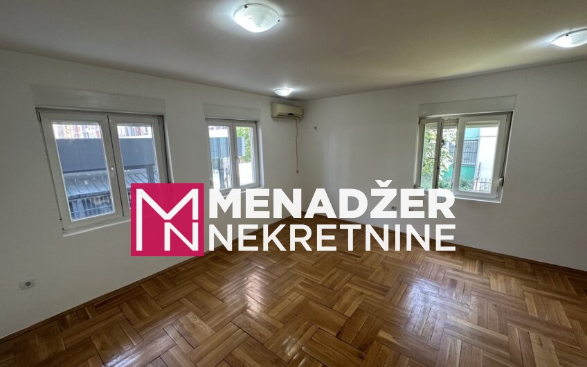 STAMBENO-POSLOVNI PROSTOR 65 m2 – STARI AERODROM