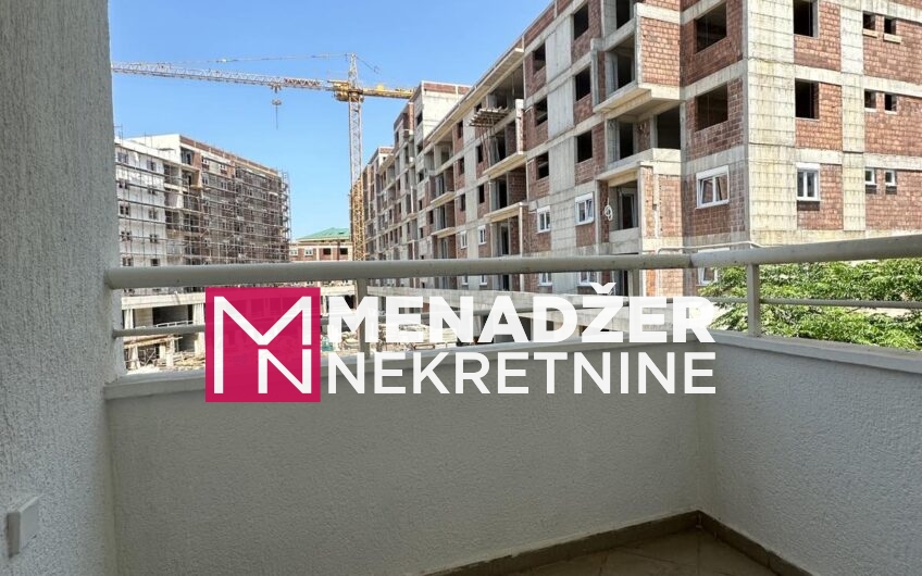 STAMBENO-POSLOVNI PROSTOR 65 m2 – STARI AERODROM