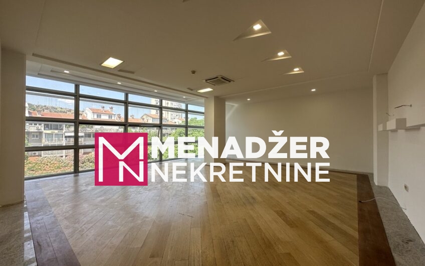 POSLOVNO-KANCELARIJSKI PROSTOR 160 m2-  PREKO MORAČE