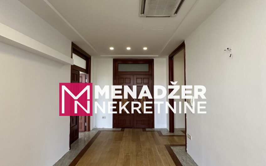 POSLOVNO-KANCELARIJSKI PROSTOR 160 m2-  PREKO MORAČE