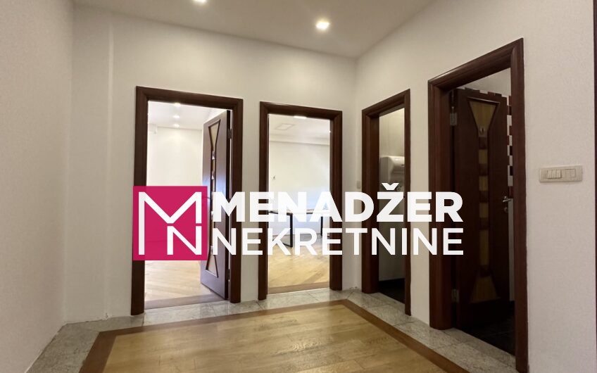 POSLOVNO-KANCELARIJSKI PROSTOR 160 m2-  PREKO MORAČE