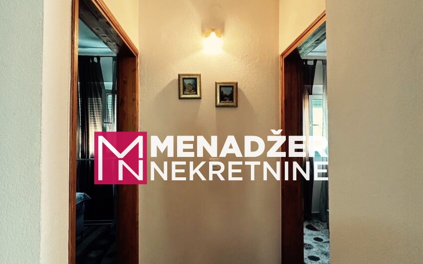 KUĆA NAMJEŠTENA 100 m2 SA BAZENOM – ROGAMI