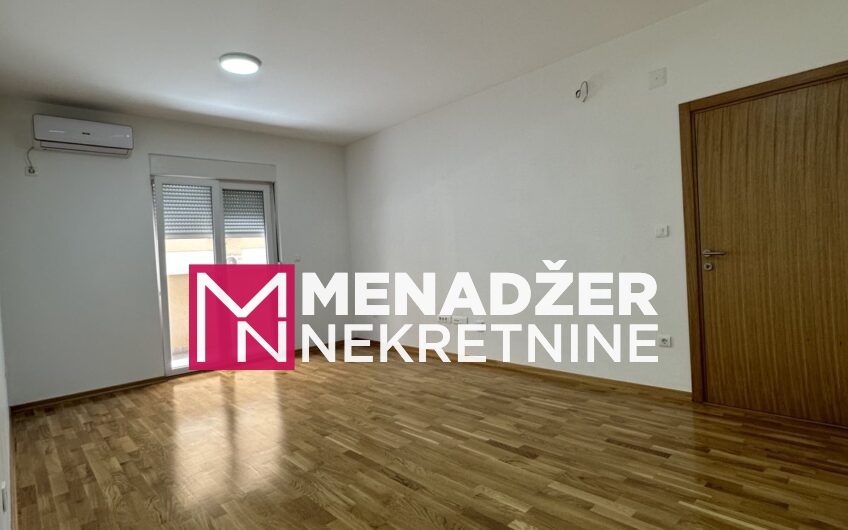 JEDNOSOBAN PRAZAN STAN 50 m2 – TUŠKI PUT