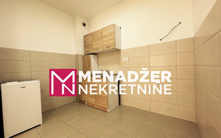 JEDNOSOBAN PRAZAN STAN 50 m2 – TUŠKI PUT