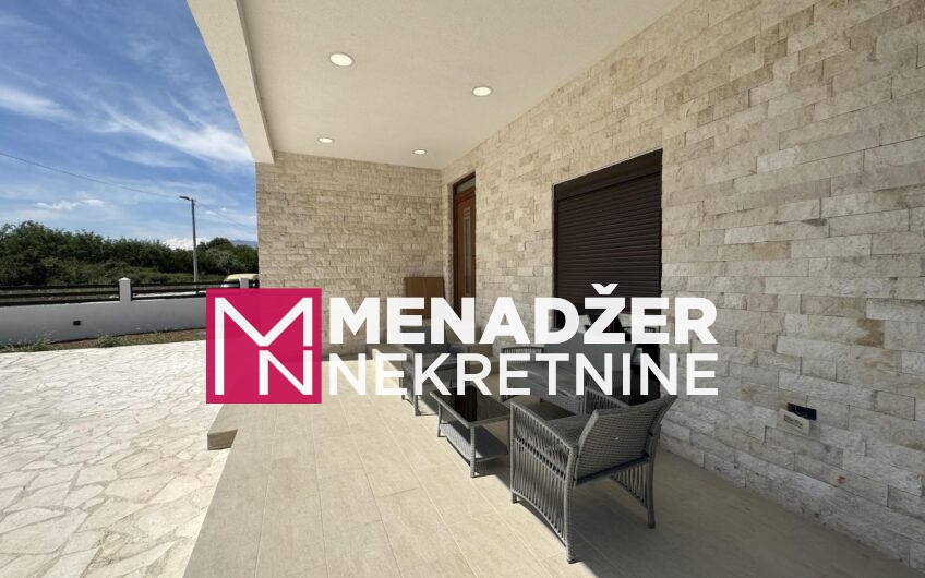 KUĆA NAMJEŠTENA 140m2 – VELJE BRDO