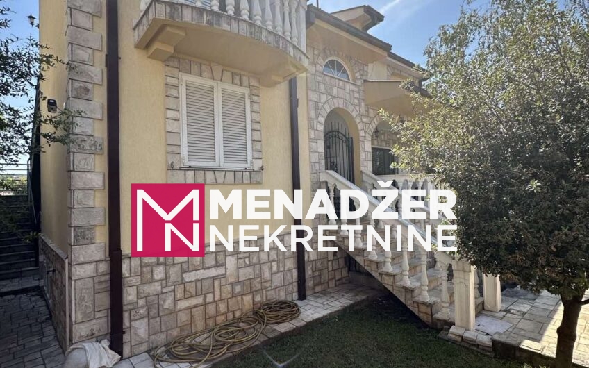 KUĆA LUX NAMJEŠTENA 300 m2- MASLINE