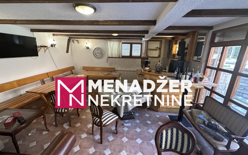KUĆA LUX NAMJEŠTENA 300 m2- MASLINE