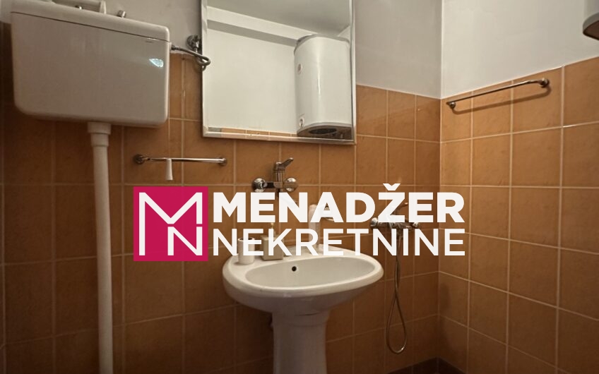 KUĆA LUX NAMJEŠTENA 300 m2- MASLINE