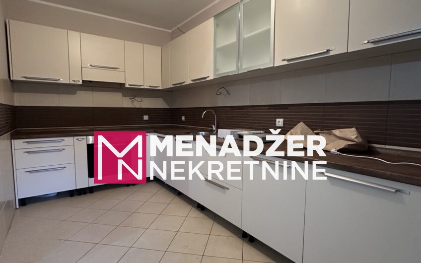 KUĆA 250 m2- PLAC 10 000 m2-DONJA GORICA