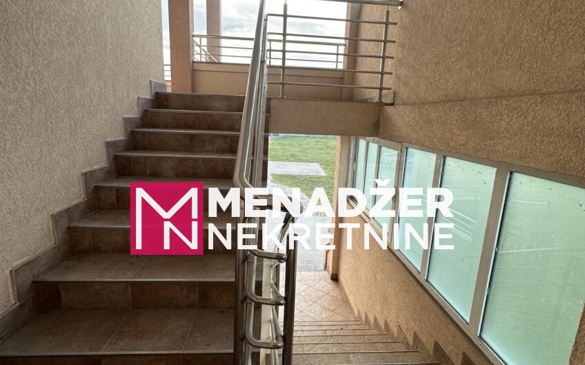 KUĆA 250 m2- PLAC 10 000 m2-DONJA GORICA