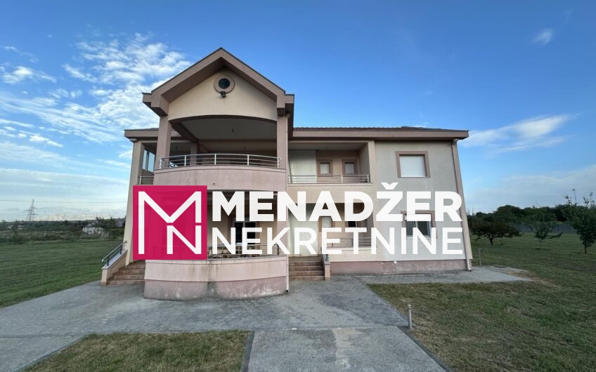 KUĆA 250 m2- PLAC 10 000 m2-DONJA GORICA