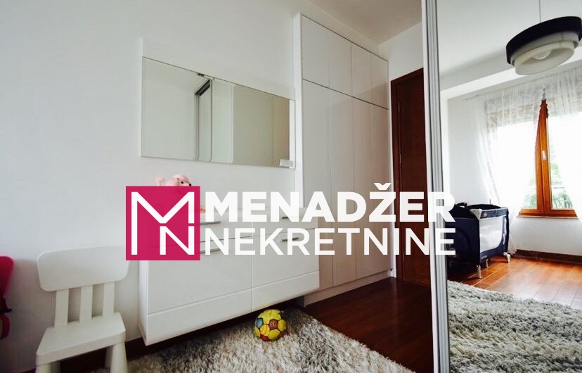 DVOSOBAN NAMJEŠTEN STAN 80 m2 SA GARAŽOM-MOMIŠIĆI