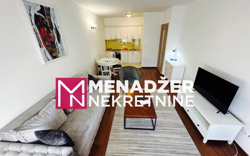 JEDNOSOBAN NAMJEŠTEN STAN 52 m2 SA GARAŽOM- MASTER KVART