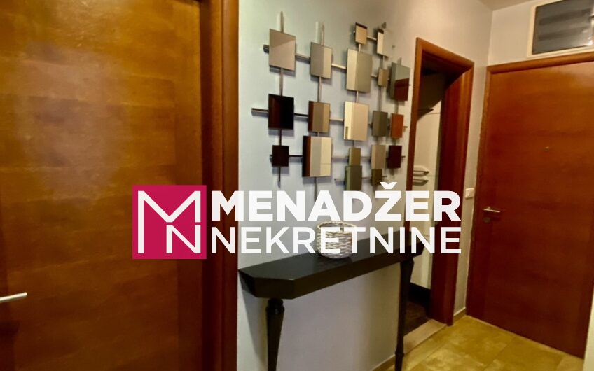 DVOSOBAN NAMJEŠTEN STAN 80 m2 SA GARAŽOM-MOMIŠIĆI