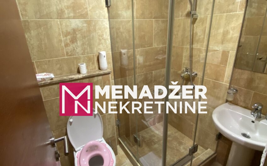 DVOSOBAN NAMJEŠTEN STAN 80 m2 SA GARAŽOM-MOMIŠIĆI
