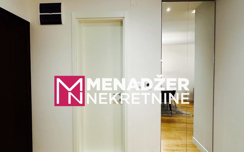 JEDNOSOBAN NAMJEŠTEN 57 m² – GARAŽA – PREKO MORAČE