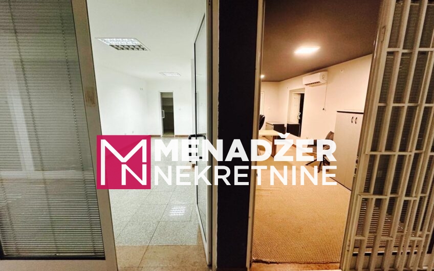 POSLOVNI PROSTOR 22 m² – CENTAR