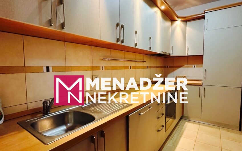 JEDNOSOBAN LUX NAMJEŠTEN STAN 63 m² – PREKO MORAČE