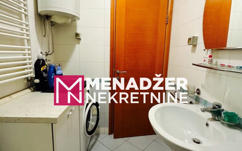 JEDNOSOBAN LUX NAMJEŠTEN STAN 63 m² – PREKO MORAČE