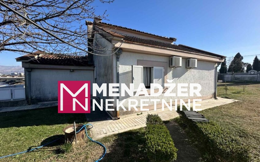 KUĆA 150 m², PLAC 1 550 m² – KRIVI MOST