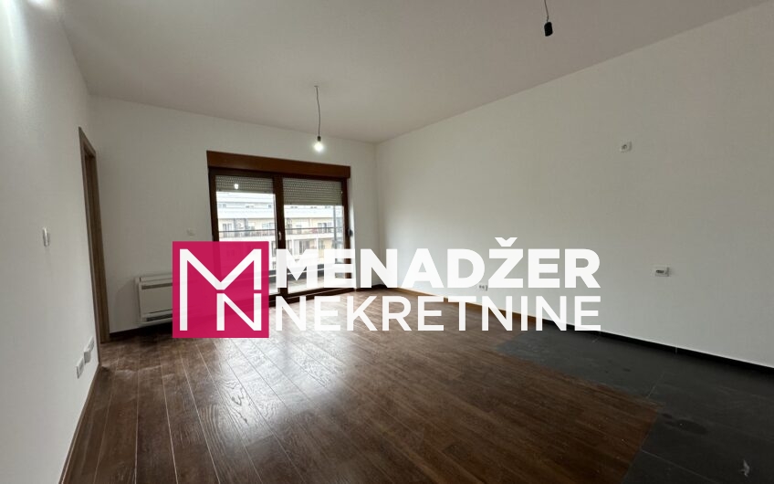 ČETVOROSOBAN DUPLEKS PRAZAN STAN 105 m² – MASTER KVART