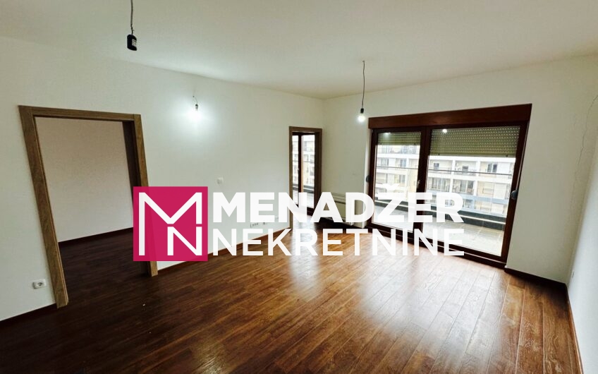 ČETVOROSOBAN DUPLEKS PRAZAN STAN 105 m² – MASTER KVART
