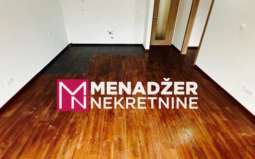 ČETVOROSOBAN DUPLEKS PRAZAN STAN 105 m² – MASTER KVART
