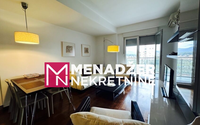 JEDNOSOBAN LUX NAMJEŠTEN STAN 53 m² – PREKO MORAČE