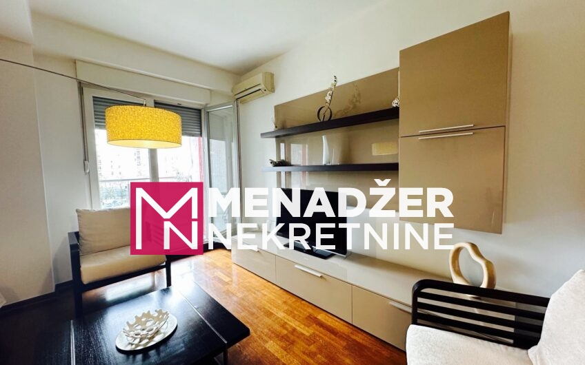 JEDNOSOBAN LUX NAMJEŠTEN STAN 53 m² – PREKO MORAČE