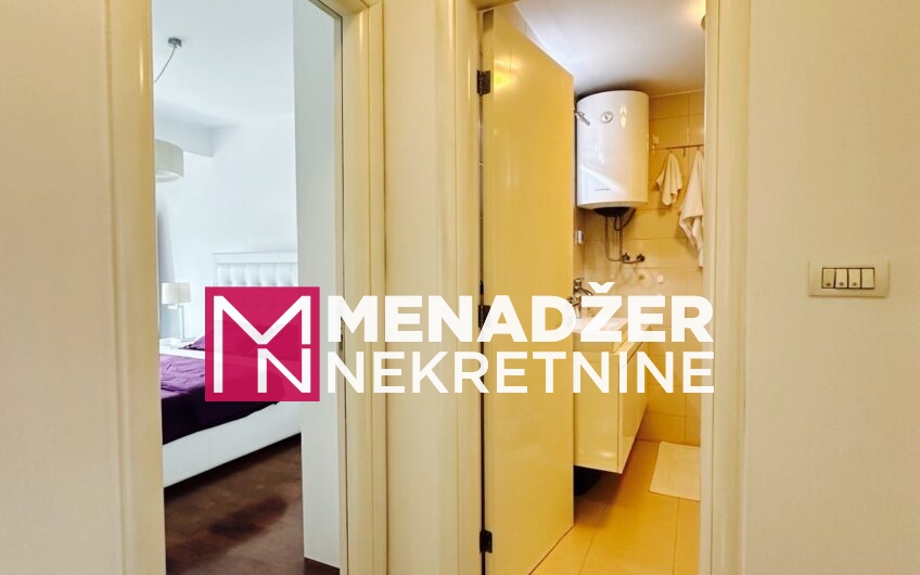 JEDNOSOBAN LUX NAMJEŠTEN STAN 53 m² – PREKO MORAČE