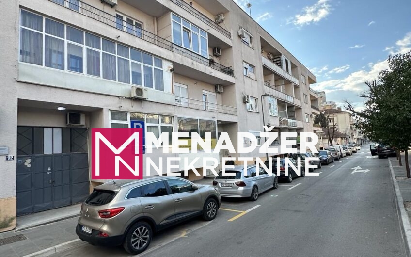 JEDNOSOBAN NAMJEŠTEN STAN 47 m2- CENTAR