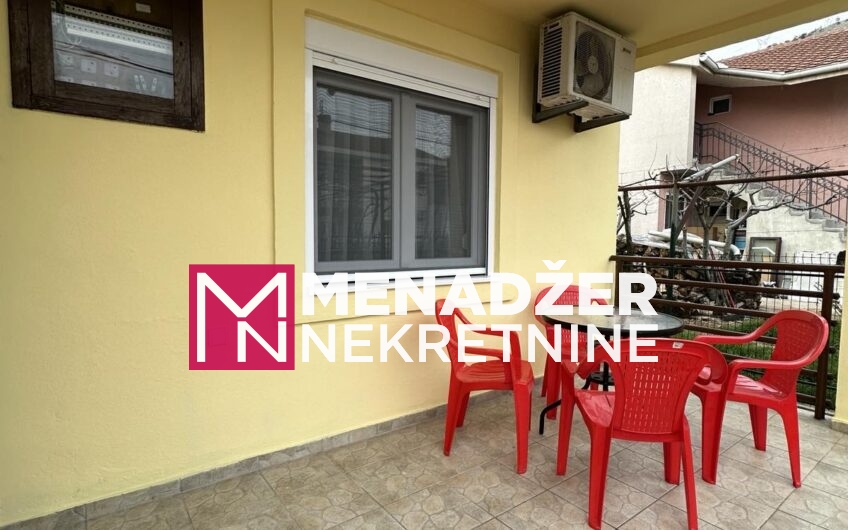 KUĆA NAMJEŠTENA 105 m² – TOLOŠI